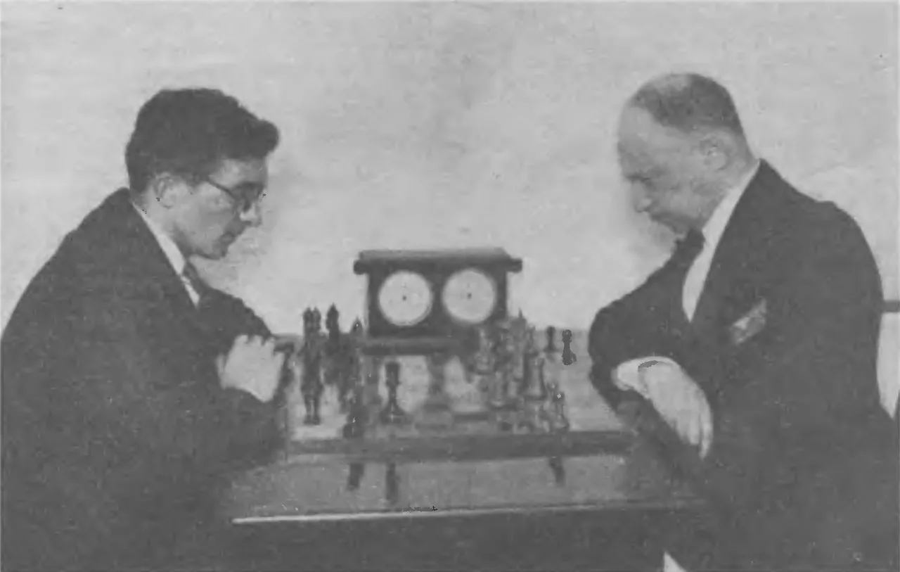 Savielly Tartakower playing Carlos Torre in 1925