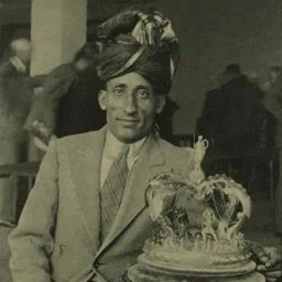 Sultan Khan